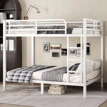 Letto a castello in metallo Full over Full, struttura resistente e silenziosa, spazio contenitore sotto il letto, nero e bianco